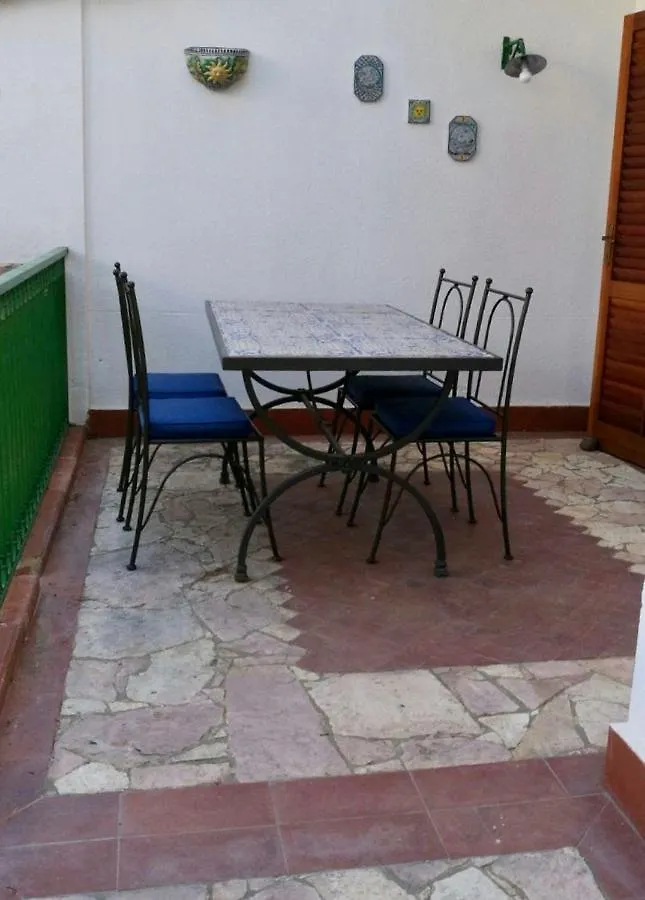 펜션 Il Giardino Del Falso Pepe 산비토로카포 이탈리아